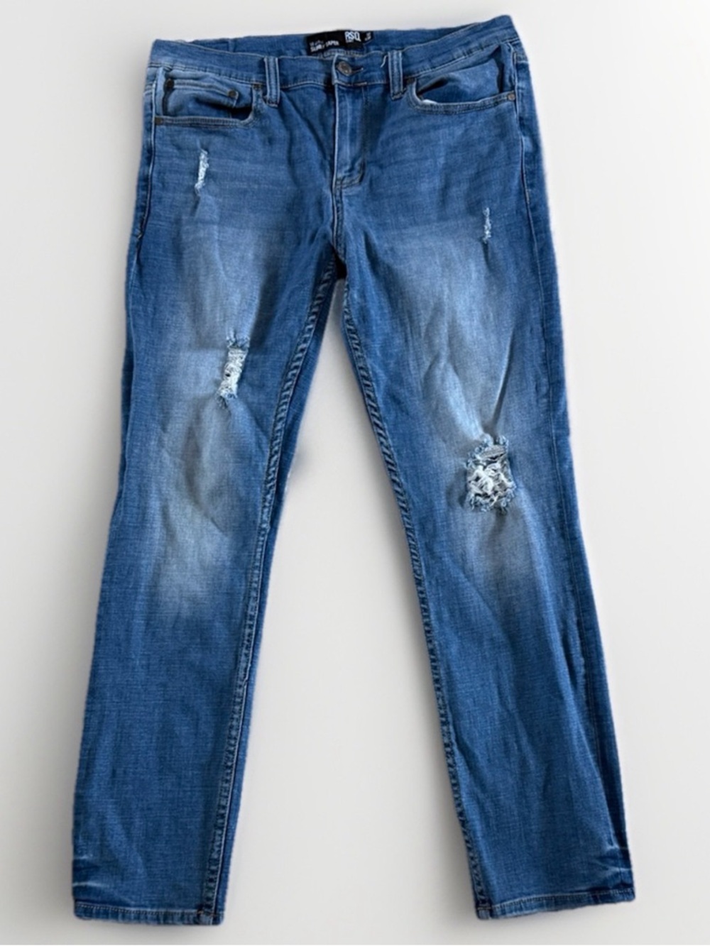 RSQ Seattle Skinny Taper Jeans Distressed Mens Size 32x30 (measures 29 Inseam)